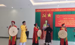 Chi bộ Đảng khu dân cư trong nhịp sống đô thị - Bài 3: Đảng viên 'đi trước' ở các chung cư mới