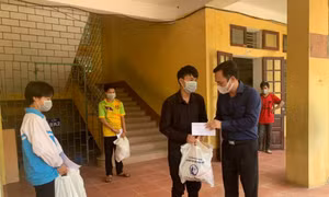 Hà Nội chi trả tiền mặt hỗ trợ cho 4 nhóm đối tượng đặc thù xong trước ngày 25/8