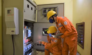 EVNHANOI thầm lặng giữ sáng nguồn điện Thủ đô