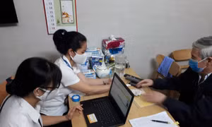 Chính sách đối với người nghỉ hưu trước tuổi do tinh giản biên chế như thế nào?