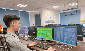 Ba sinh viên giành giải Nhất cuộc thi ‘Đấu trường trí tuệ nhân tạo’