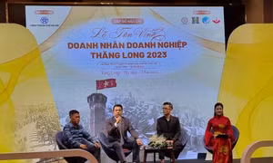 Ông Mạc Quốc Anh thông tin về lễ tôn vinh doanh nhân, doanh nghiệp Thăng Long 2023