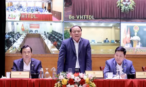 Khi nào Việt Nam mở cửa bình thường đón khách quốc tế?