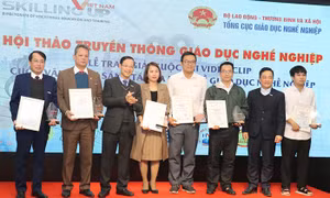 Tuyên truyền thay đổi cách nhìn về giáo dục nghề nghiệp
