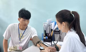 Đảm bảo quyền lợi cho học sinh, sinh viên tham gia BHYT