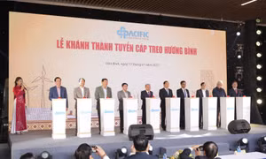 Khánh thành tuyến cáp treo Hương Bình nối chùa Tiên (Hoà Bình) với chùa Hương
