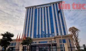 Trình tự, thủ tục tạm dừng đóng vào quỹ Hưu trí và tử tuất với doanh nghiệp gặp khó khăn theo quy định mới
