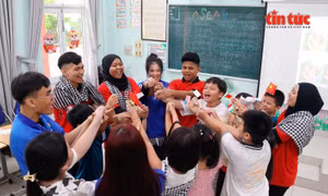 Lan tỏa phong trào tình nguyện cùng bạn bè quốc tế