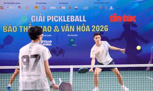 Đông đảo nhà báo, nghệ sĩ, doanh nhân dự Giải Pickleball Báo Thể thao và Văn hóa
