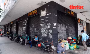 Nhiều mặt bằng 'vàng' bỏ trống suốt thời gian dài ở TP Hồ Chí Minh