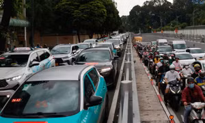 Kẹt xe nghiêm trọng trước kỳ nghỉ lễ 2/9 tại TP Hồ Chí Minh