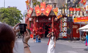 Rực rỡ không gian Tết xưa tại các quán cà phê ở TP Hồ Chí Minh