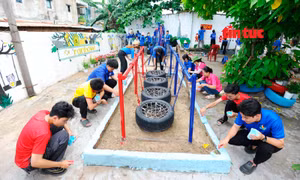 Tuổi trẻ TP Hồ Chí Minh ra quân chỉnh trang lại các khu phố dịp hè