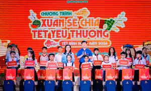 Lan tỏa yêu thương đến với thiếu nhi mồ côi cha mẹ vì COVID-19
