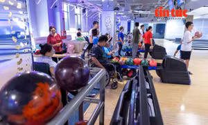 Câu lạc bộ Bowling dành cho người khuyết tật đầu tiên tại TP Hồ Chí Minh
