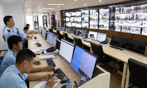 Ngành hải quan thu ngân sách 8 tháng tăng hơn 13%