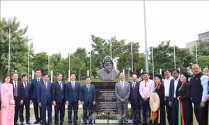 Lễ khánh thành tượng danh nhân RabinDranath Tagore tại Bắc Ninh