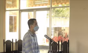 Nhiều điểm chùa quá tải do lượng người đổ về tăng cao