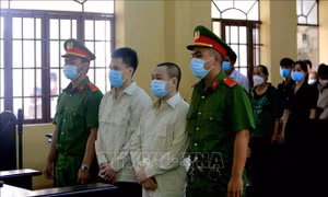 Tổ chức sử dụng trái phép ma túy, diễn viên hài Hữu Tín nhận án phạt tù
