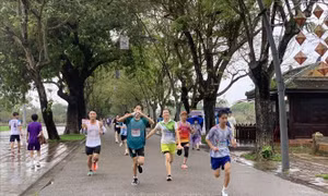 Huế: Hơn 5.000 người cùng chạy, nối yêu thương với người khuyết tật