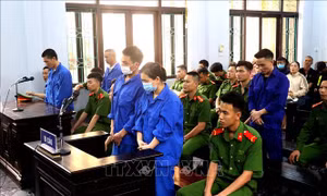 Tuyên án tử hình 5 đối tượng mua bán và tàng trữ trái phép chất ma túy