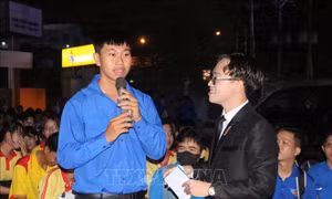  Trang bị kiến thức về phòng, chống HIV/AIDS cho thanh niên công nhân