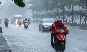 Đêm 11/10, khu vực miền Trung mưa lớn