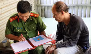 TP Hồ Chí Minh: Bổ nhiệm 88 điều tra viên cấp xã