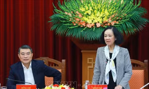 Đồng chí Trương Thị Mai chủ trì Hội nghị giao ban công tác với các Bí thư Tỉnh ủy, Thành ủy