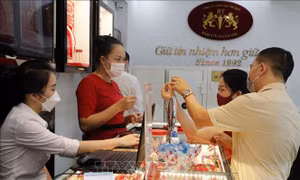 Sáng 10/4, vàng miếng bất ngờ giảm, vàng nhẫn lập đỉnh mới