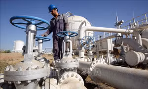 UBS dự đoán giá dầu vượt ngưỡng 90 USD/thùng vào cuối năm nay