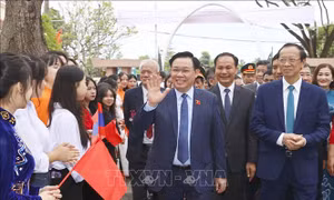 Mong muốn các thầy, cô giáo luôn 'là một tấm gương đạo đức, tự học và sáng tạo'
