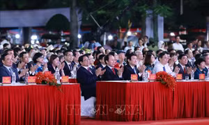 Thủ tướng Phạm Minh Chính dự khai mạc Lễ hội Hoa Phượng đỏ Hải Phòng 2023