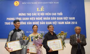 Tượng thờ Hindu giáo đạt giải nhất văn nghệ dân gian