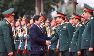 Thủ tướng Phạm Minh Chính thăm Học viện Quốc phòng