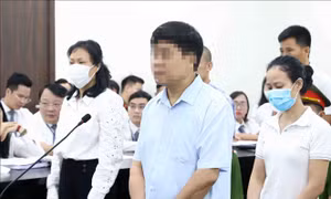 Bị cáo Nguyễn Đức Chung phủ nhận vai trò chỉ đạo vụ cây xanh