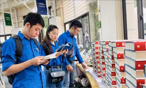 Đẩy mạnh các hoạt động phục vụ học tập suốt đời trong thư viện, bảo tàng
