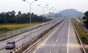 Từ Hà Nội đi Nghệ An chỉ còn 3,5 giờ khi khai thác cao tốc Nghi Sơn - Diễn Châu