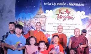 Thiếu nhi Việt Nam vui Tết Trung Thu tại Myanmar