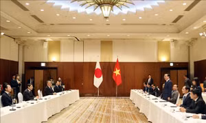 Chủ tịch nước Võ Văn Thưởng tiếp Thống đốc Fukuoka và lãnh đạo một số địa phương khu vực Kyushu