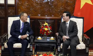Chủ tịch nước Võ Văn Thưởng tiếp Đại sứ Kazakhstan