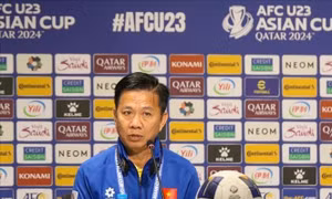 HLV Hoàng Anh Tuấn ‘hẹn’ quyết đấu với U23 Uzbekistan