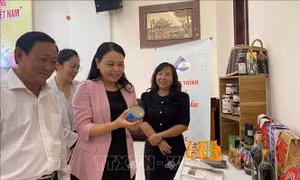 Vận động, khuyến khích người dân tăng cường tiêu dùng hàng Việt