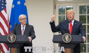 Mỹ - EU 'tháo ngòi nổ' căng thẳng