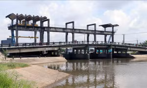 Phòng xâm nhập mặn vùng ven biển Hòn Đất
