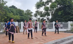 Gìn giữ nét đẹp trong những làn điệu dân ca Bố Y