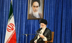 Hậu Lãnh tụ Khamenei: Ai đủ quyền lực để ra lệnh dừng tên lửa? 