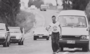Chuyện 'rùa và thỏ' - lão nông chiến thắng siêu marathon dài 870km