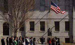 Đại học Harvard bất tuân lệnh, Nhà Trắng ‘khai hỏa’ mặt trận mới