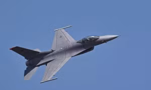 Phòng không Ukraine 'bất lực' với bom lượn của Nga, tuyên bố cần gấp F-16